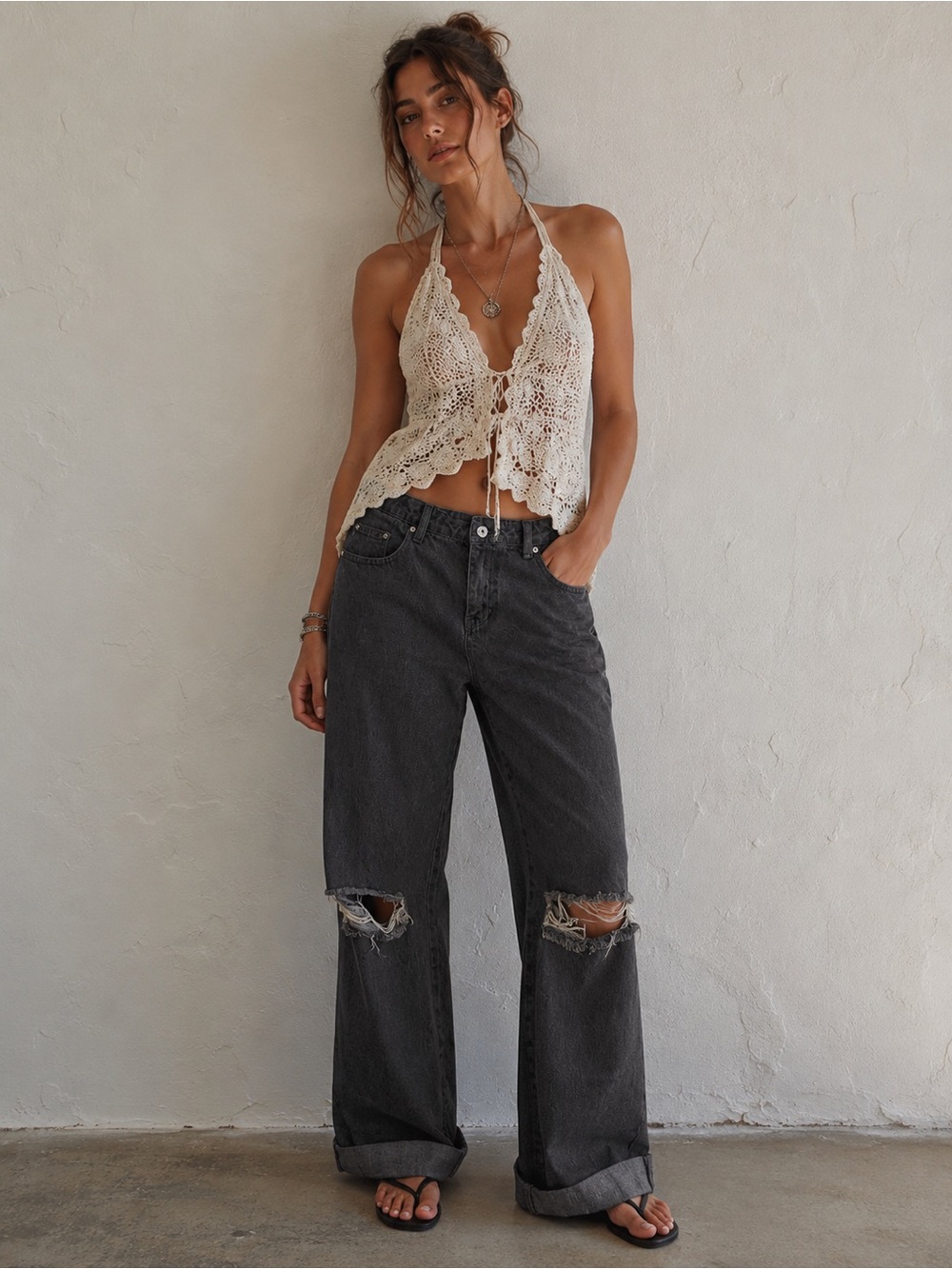 Women’s Black Distressed Wide Leg Jeans Cuffed Hem High Rise Denim Pants